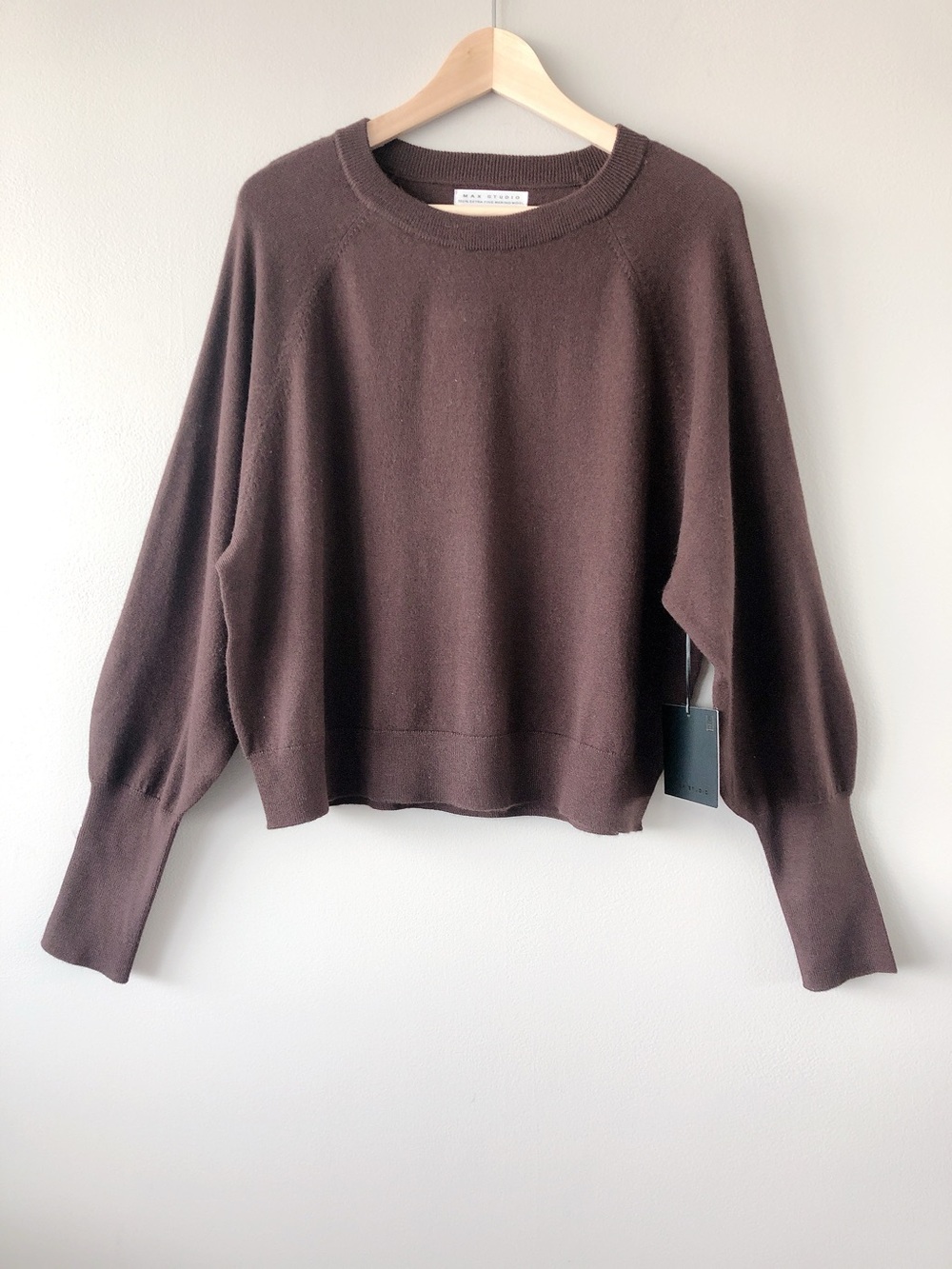 Max Studio 100% extra fine merino wool Sweater Dark Brown Women’s large knit